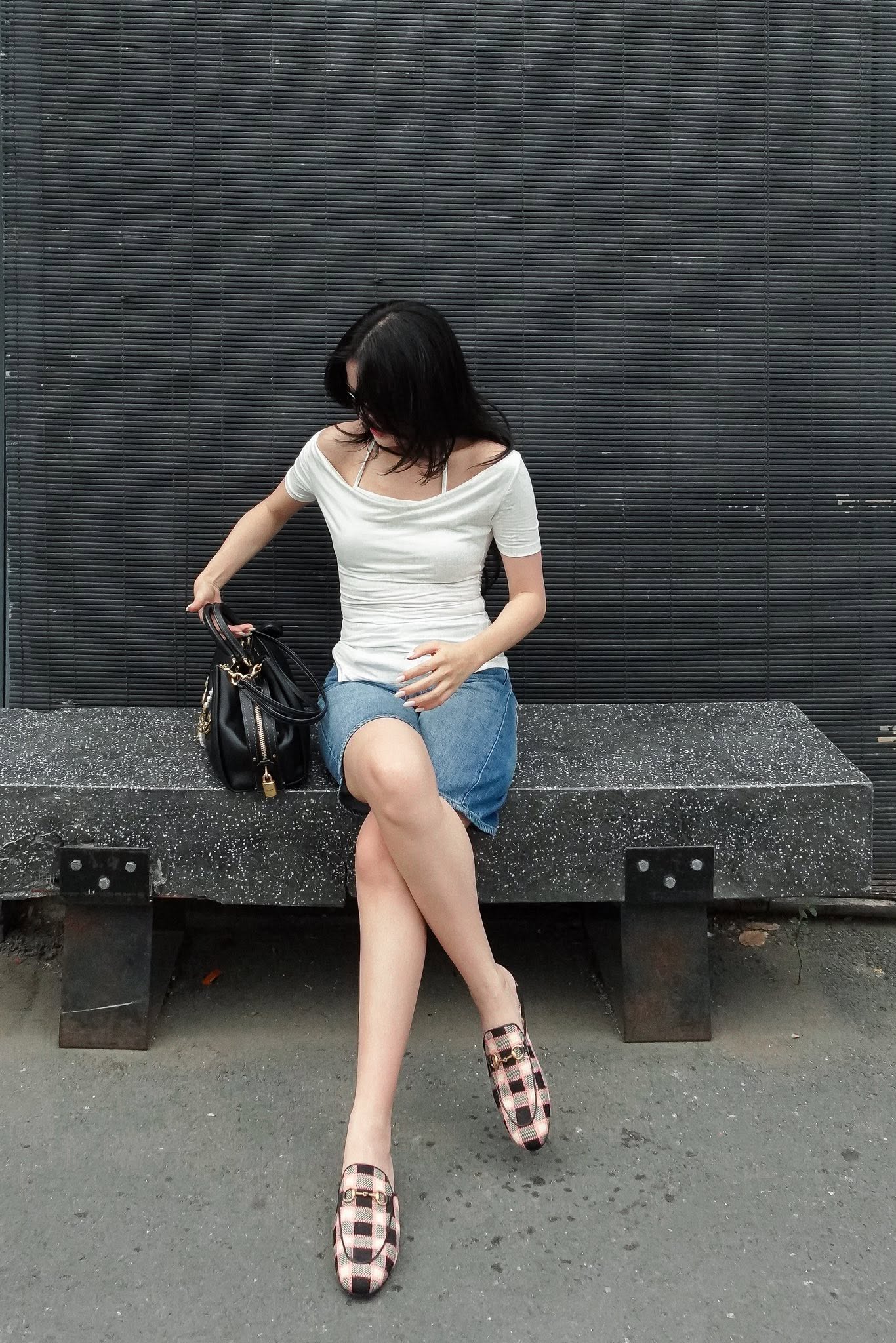Ho&agrave;ng th&ugrave;y Linh 38 tuổi lăng x&ecirc; thời trang OOTD đầy phong c&aacute;ch hiện đại - Ảnh 13.