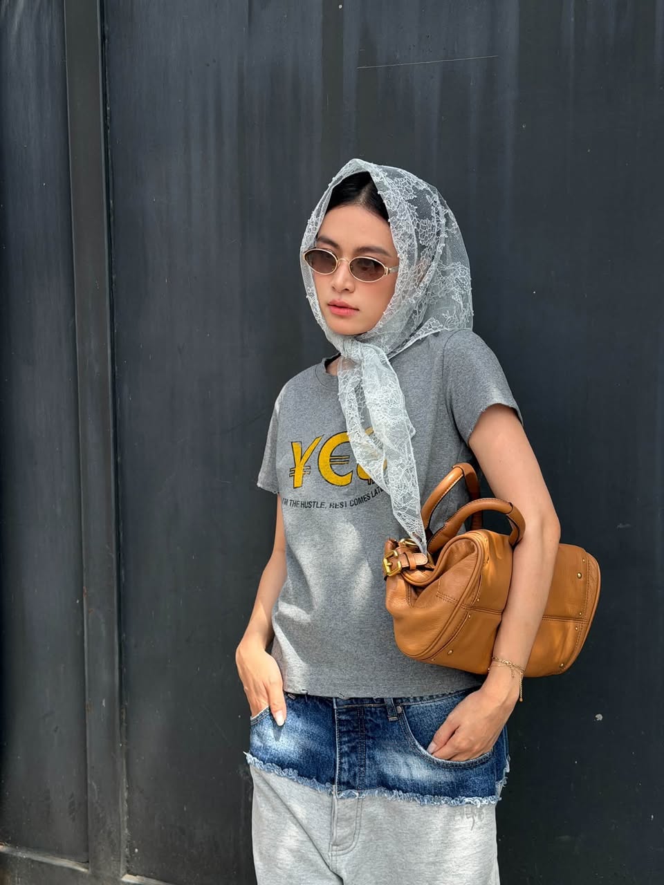 Ho&agrave;ng th&ugrave;y Linh 38 tuổi lăng x&ecirc; thời trang OOTD đầy phong c&aacute;ch hiện đại - Ảnh 2.