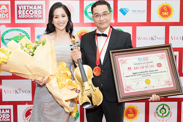 Anh trai Khánh Thi hiếm hoi tiết lộ về mẹ ruột - Ảnh 2.