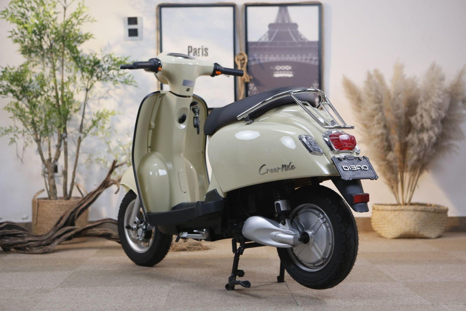 Xe máy điện giá 15 triệu đồng: Thiết kế retro và hiệu suất 70km mỗi lần sạc - Ảnh 6.