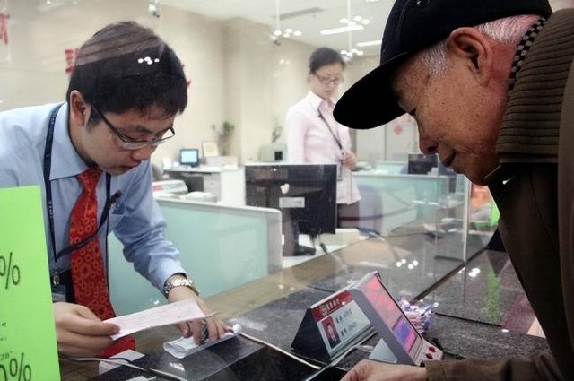 Ph&aacute;n quyết bất ngờ về tiền gửi tiết kiệm bị bỏ qu&ecirc;n 30 năm tại ng&acirc;n h&agrave;ng Trung Quốc - Ảnh 1.