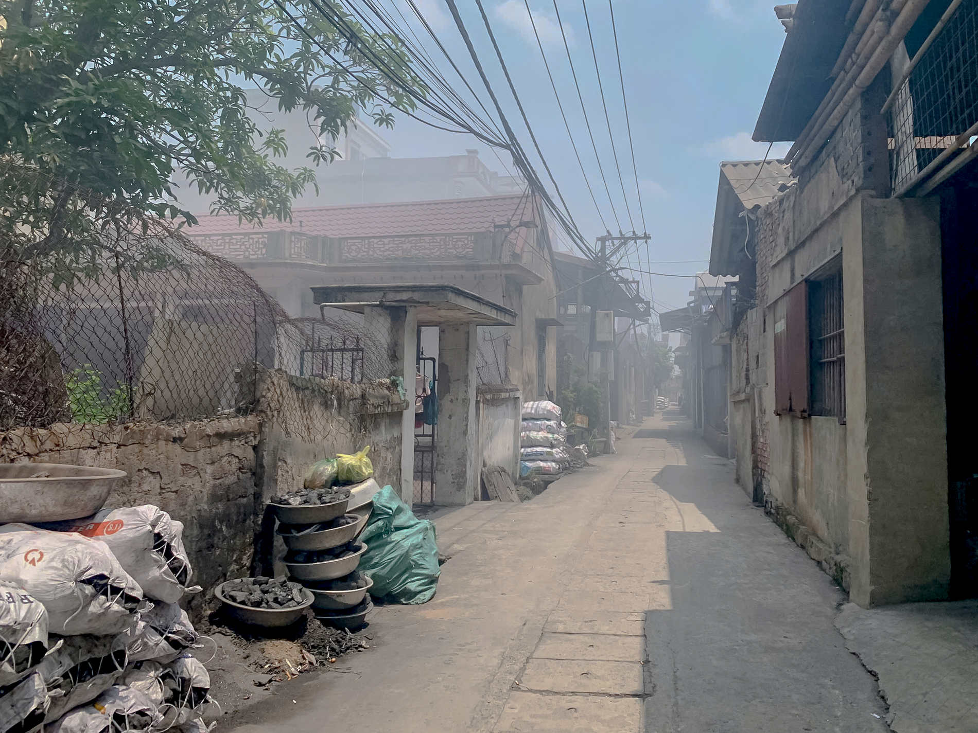 Giữ nghề t&aacute;i chế nh&ocirc;m tại B&igrave;nh Y&ecirc;n: Bảo vệ m&ocirc;i trường sống bền vững năm 2026 - Ảnh 4.