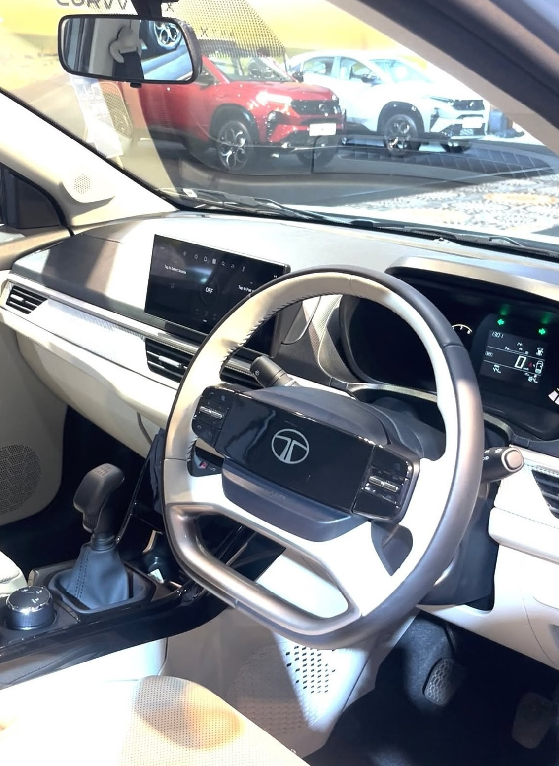 SUV 5 chỗ trang bị cao cấp giá chỉ 275 triệu đồng Cạnh tranh Hyundai Grand i10 - Ảnh 3.