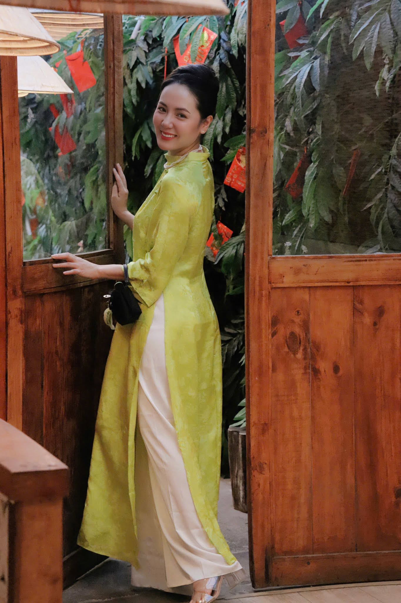 Phương Linh 42 tuổi: Mỹ nhân thanh hóa khoe body quyến rũ không tuổi - Ảnh 14.