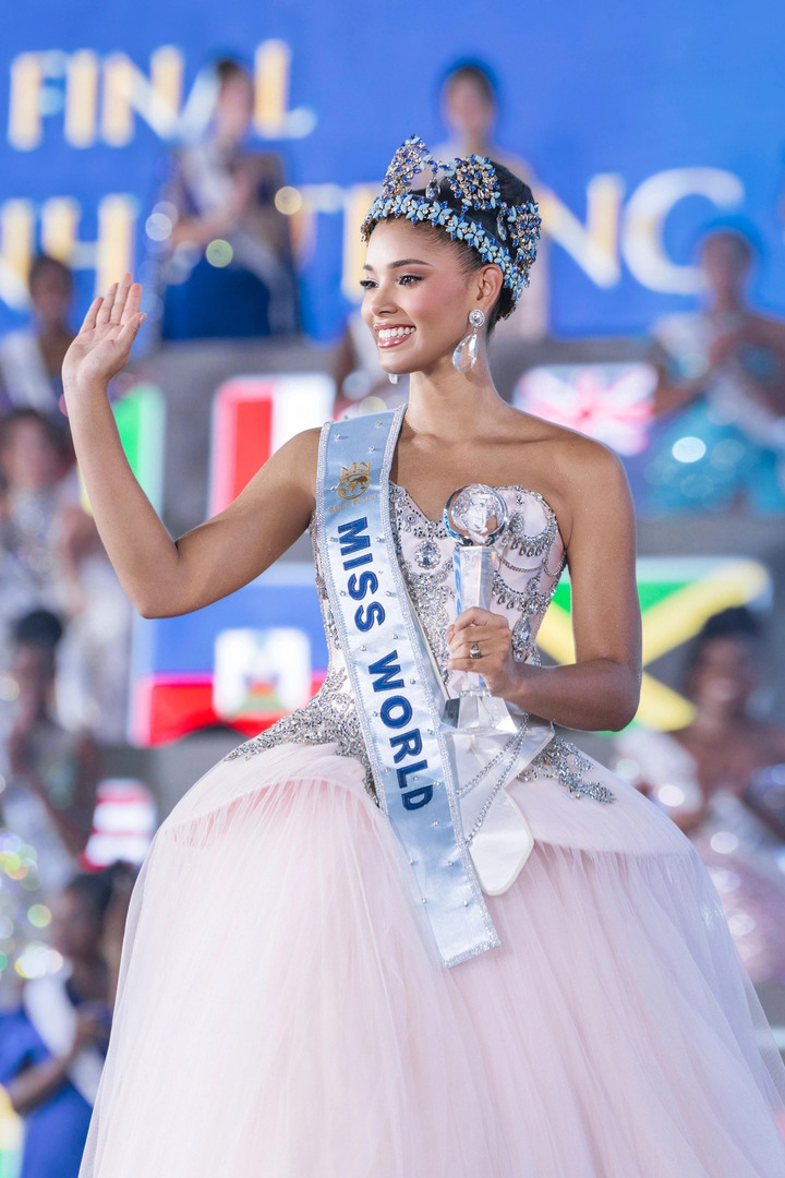 Nhan sắc Hoa hậu Joheirry Mola Dominguez tỏa s&aacute;ng tại Miss World 2026 - Ảnh 1.