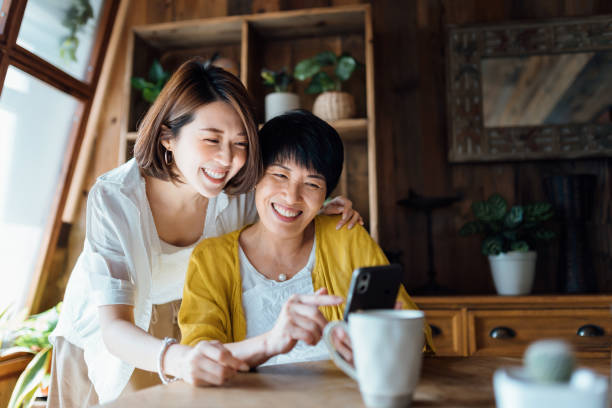 Đời người c&oacute; 4 khoản tiền kh&ocirc;ng n&ecirc;n tiếc, c&agrave;ng tiết kiệm c&agrave;ng dễ ngh&egrave;o - Ảnh 4.
