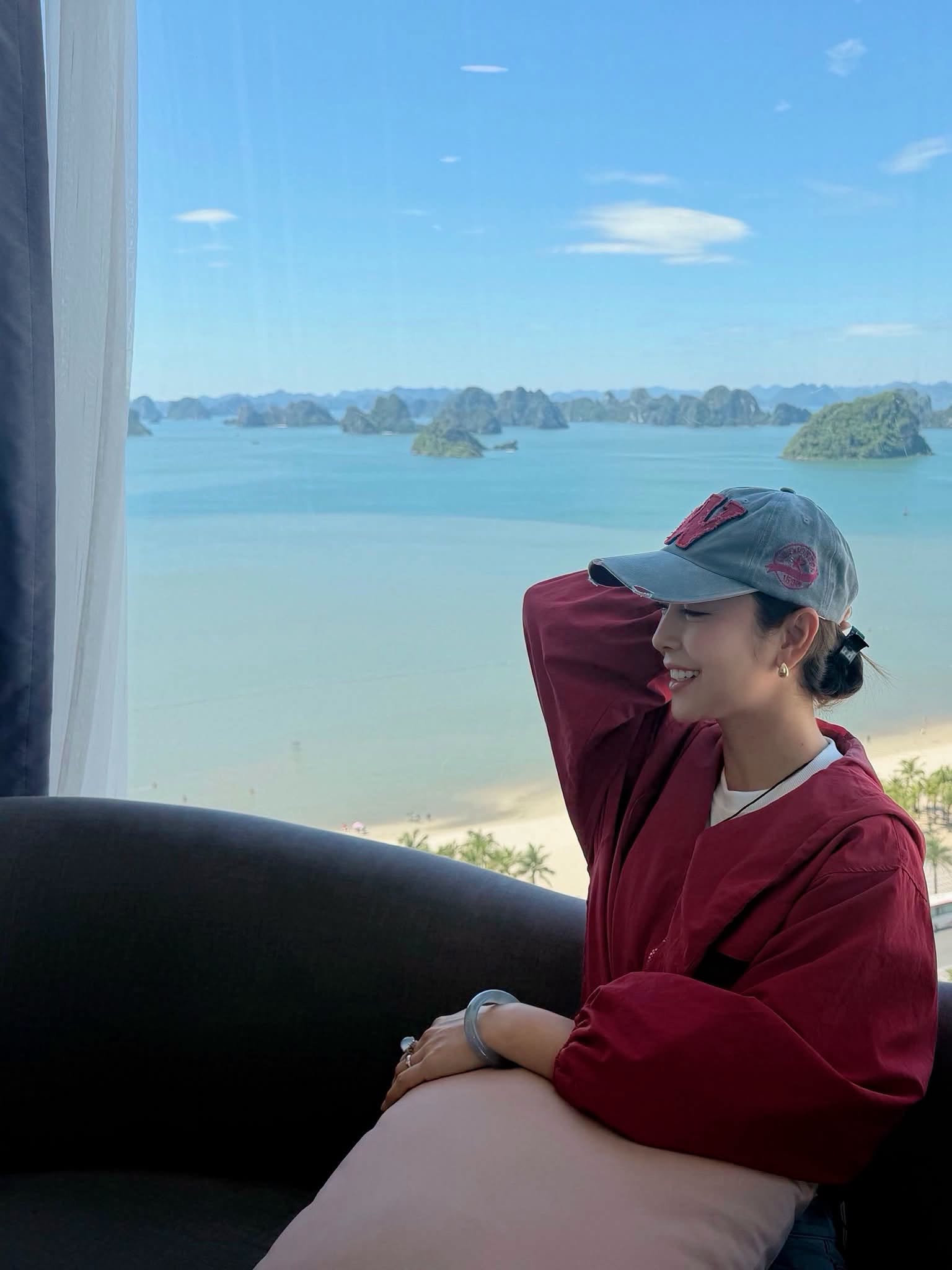Tin sao 7/9: Hồ Quỳnh Hương chia sẻ lời y&ecirc;u thương với &ocirc;ng x&atilde; doanh nh&acirc;n, Đăng Kh&ocirc;i g&acirc;y ấn tượng tại 'Silk Way Star 2026' - Ảnh 7.