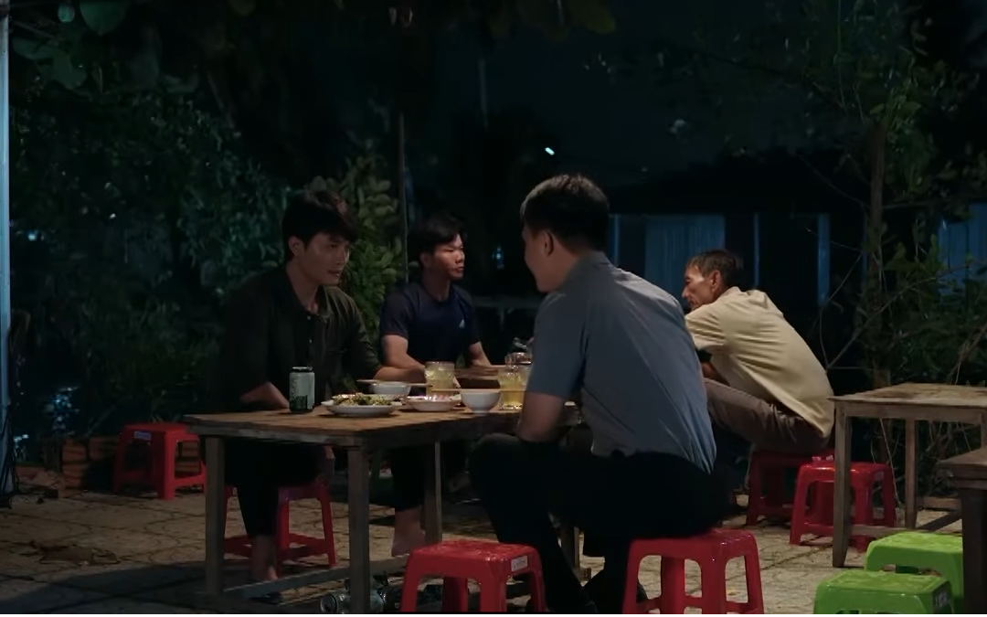 Kh&aacute;nh gặp rắc rối sau khi giải cứu c&ocirc; g&aacute;i trẻ ở qu&aacute;n bar - Ảnh 5.