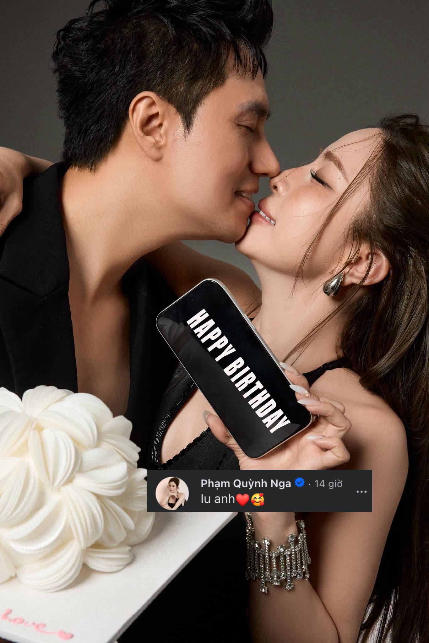 Phản ứng của Quỳnh Nga khi Việt Anh nói lời yêu trong ngày sinh nhật đặc biệt - Ảnh 1.
