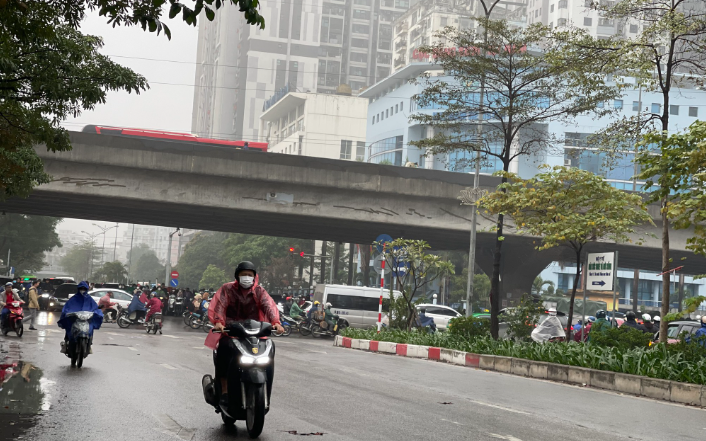Thời tiết Hà Nội giảm sâu nhất bao nhiêu độ khi không khí lạnh tràn về? - Ảnh 2.