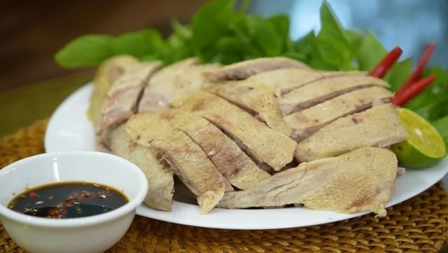 Thịt vịt rẻ hơn thịt b&ograve; liệu c&oacute; cung cấp nhiều protein kh&ocirc;ng? - Ảnh 1.