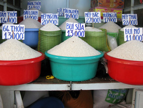 Nguy cơ sốt gi&aacute; gạo 