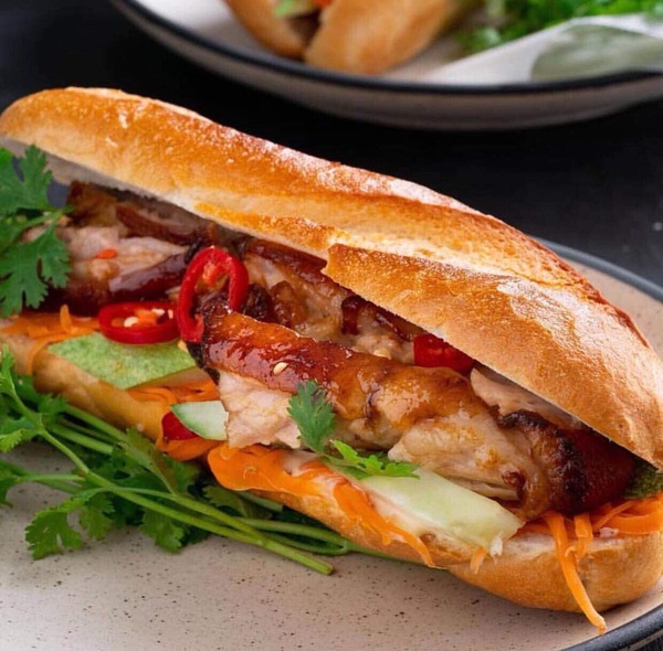 Tác hại 'chết người' của bánh mì, người có dấu hiệu này không nên ăn