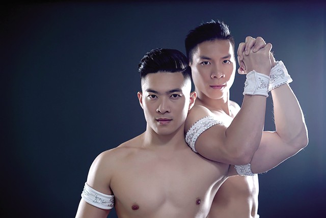 Anh em nghệ sĩ Quốc Cơ - Quốc Nghiệp. Ảnh: TL