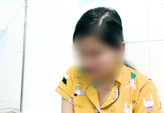 Vụ nữ sinh tự tử ở An Giang: Không thể chấp nhận việc học sinh bị bêu tên dưới cờ, nhất là trẻ em gái - Ảnh 2.