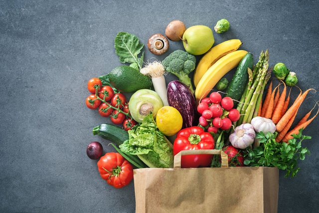 Chị em muốn khỏe mạnh và giữ cho cân nặng không bị “vọt lên” thì hãy làm những điều này mỗi ngày trong mùa hè - Ảnh 1. Chị em muốn khỏe mạnh và giữ cho cân nặng không bị “vọt lên” thì hãy làm những điều này mỗi ngày trong mùa hè - Ảnh 1.