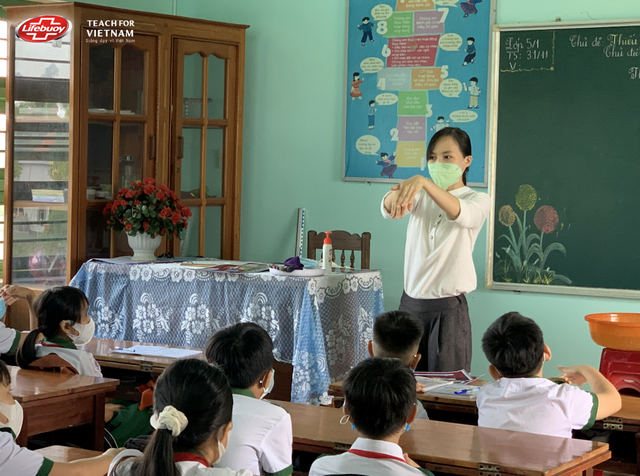 Lifebuoy hợp tác cùng Teach For Việt Nam bảo vệ sức khỏe cho 10.000 trẻ em nông thôn - Ảnh 1.