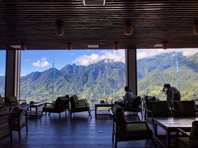 Du lịch Sapa: Quán cafe view đẹp từ sang chảnh đến bình dân và gợi ý để có bức hình nghệ thuật nhất - Ảnh 1.