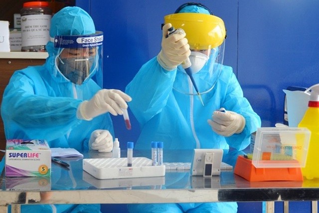 Ca dương tính vừa được phát hiện tại Hải Phòng đã được tiêm 2 mũi vaccine - Ảnh 1.