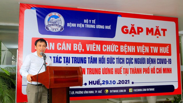 Bệnh viện TW Huế tiếp tục &quot;chi viện&quot; nhân viên y tế vào TP. HCM chống dịch  - Ảnh 1.