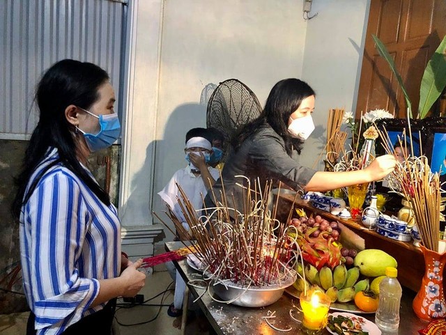 Hai mẹ con tử vong trên đường về quê: Chuyến hồi hương đau đớn với 2 hủ tro cốt - Ảnh 3.