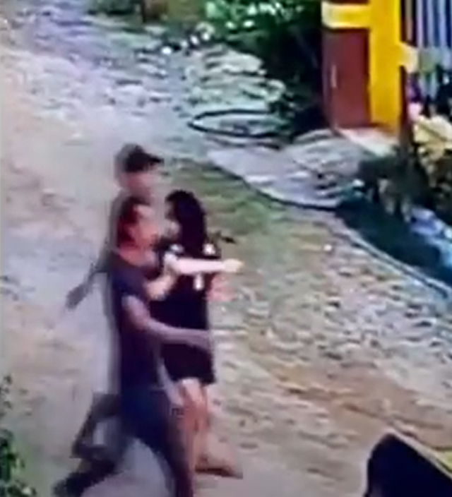 Công an tỉnh Bình Thuận chỉ đạo khẩn vụ nhân viên 16 tuổi của quán karaoke bị bắt giữ, hiếp dâm - Ảnh 1.