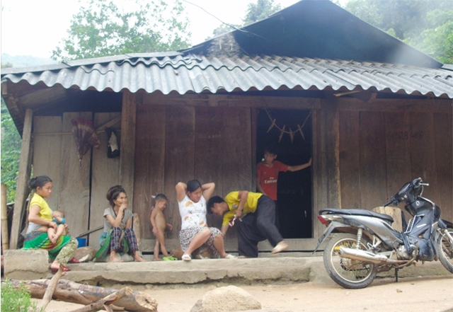 Hàng chục hộ đồng bào người Mông bị lừa, sập bẫy đầu tư tiền ảo, đa cấp - Ảnh 1.