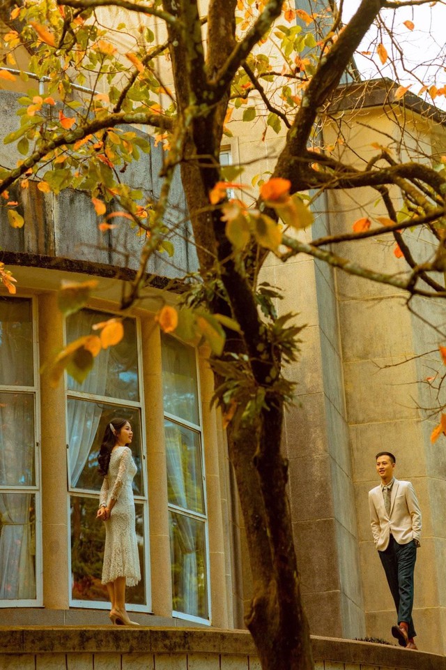 Đơn giản mà ngây ngất với bộ hình cưới vintage của cặp đôi ở dinh thự Pháp cổ Đà Lạt - Ảnh 12.