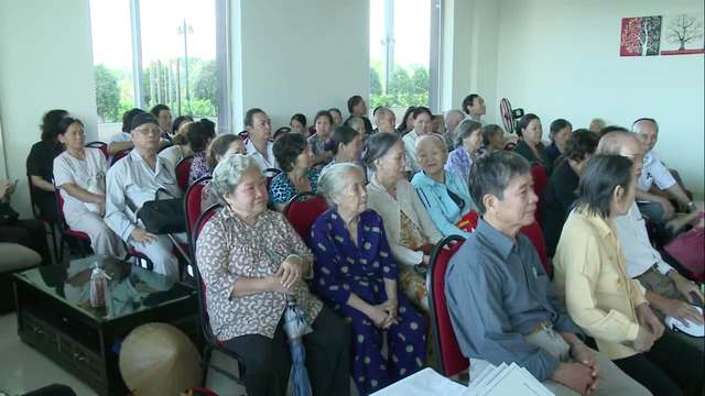 Từ mức sinh thấp, TP Hồ Chí Minh đối phó với nhiều thách thức về già hóa dân số? - Ảnh 2.