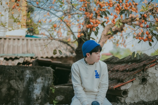 Cây hồng trăm tuổi ở Ninh Bình nhìn như bối cảnh Hàn Quốc thu hút giới trẻ check in - Ảnh 11.