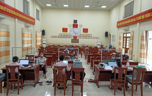 Gần 10.000 lao động ở Hà Nội được &quot;tiếp sức&quot; để phục hồi sản xuất sau dịch COVID-19 - Ảnh 2.
