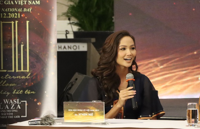 Hoa hậu H’Hen Niê làm đại diện trong Ngày Quốc gia Việt Nam ở Dubai - Ảnh 2.
