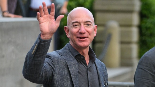5 thói quen đơn giản hàng ngày tạo nên thành công của tỷ phú Jeff Bezos, bạn có được mấy điều? - Ảnh 1.