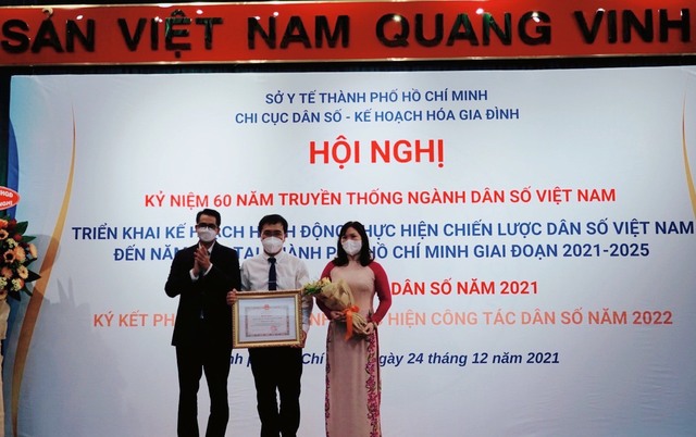 Chi cục DS-KHHGĐ TP.HCM tổ chức Hội nghị kỷ niệm 60 năm Ngày Dân số Việt Nam - Ảnh 4.