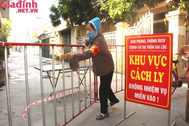 Ngày 6/12, học sinh tiểu học, THCS tại thành phố Hải Dương đi học trở lại - Ảnh 2.