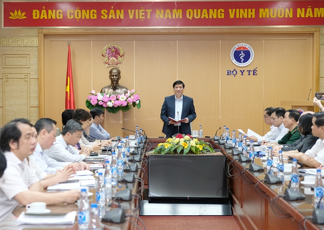 Tăng cường tầm soát phát hiện các ca nhiễm tại khu vực nguy cơ cao - Ảnh 2.