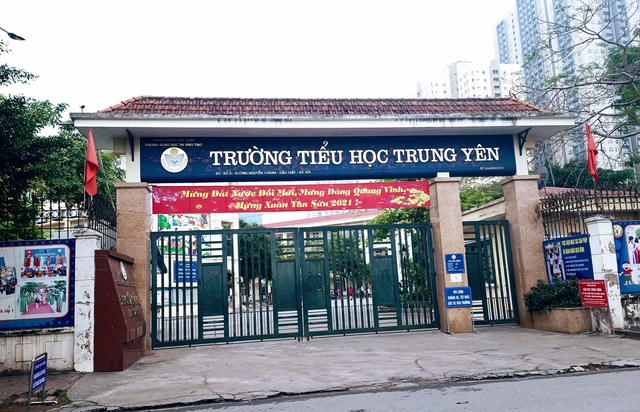 Hà Nội: Trường Tiểu học Trung Yên bị tố thu hàng trăm triệu đồng phí vệ sinh - Ảnh 2.