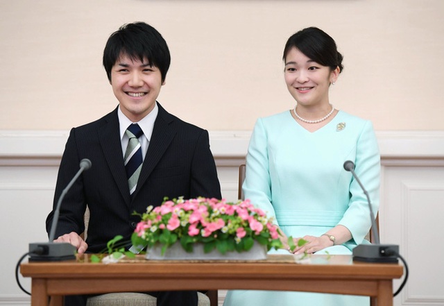 Vị hôn phu của Công chúa Nhật Bản được truyền thông ví giống hệt Meghan Markle, vì sao lại như vậy? - Ảnh 2.