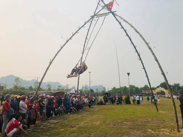 Quảng Bình: Độc đáo lễ hội Rằm tháng 3 ở Minh Hóa - Ảnh 4.