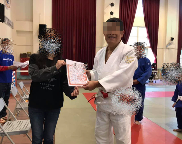 Bé trai 7 tuổi chết não sau khi học Judo, người bố sốc nặng trước đoạn video tiết lộ buổi huấn luyện “địa ngục” của HLV: Đây là giết người! - Ảnh 2.