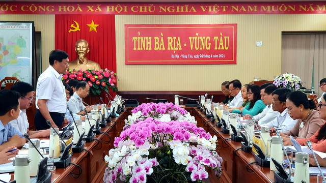 Thứ trưởng Bộ Y tế Đỗ Xuân Tuyên làm việc với tỉnh Bà Rịa - Vũng Tàu về công tác tổ chức và quản lý cách ly phòng, chống dịch COVID-19 - Ảnh 1.