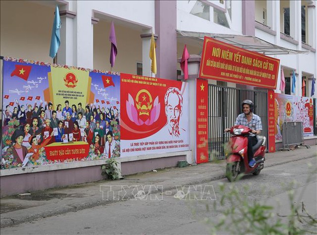 Nhiều điểm khác biệt trong bầu cử ở Hà Nội, Đà Nẵng và TP Hồ Chí Minh - Ảnh 2.