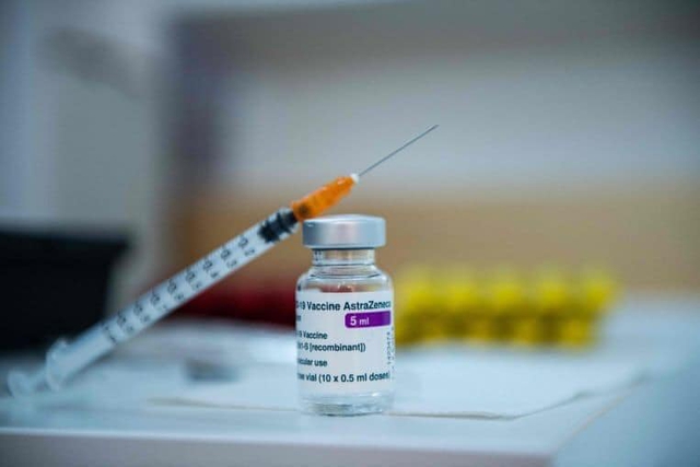 Bộ Y tế đề nghị Hà Nội cử 20 đội cấp cứu hỗ trợ Bắc Giang tiêm vaccine COVID-19 - Ảnh 3.