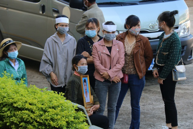 Diễn biến mới bất ngờ trong phi&ecirc;n t&ograve;a x&eacute;t xử cựu b&iacute; thư x&atilde; giết người, đốt x&aacute;c  - Ảnh 2.