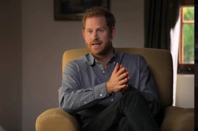 Nhà báo Mỹ cầu xin dân Anh nhận Hoàng tử Harry về - Ảnh 3.