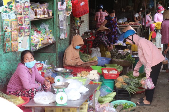 Thừa Thiên Huế: Nhịp sống bình thường mới trở lại xã Phong Điền - Ảnh 5.