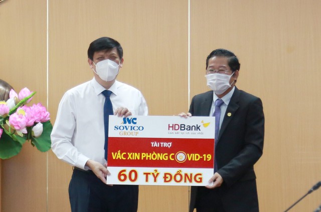 Sovico Group và HDBank ủng hộ 60 tỷ đồng cho chương trình vaccine phòng ngừa COVID-19 - Ảnh 1.