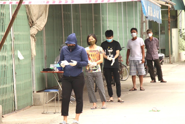 Hình ảnh bầu cử tại khu phong tỏa ổ dịch Gốc Mít Hải Dương - Ảnh 14.
