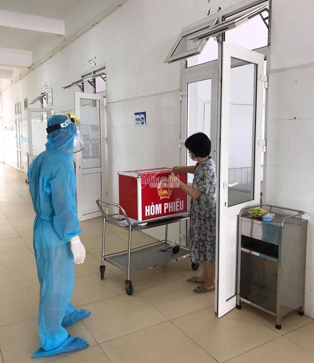 Giáo viên, HS đi bầu cử trong khu cách ly ở Bắc Giang, Bắc Ninh, Hải Phòng - Ảnh 5.