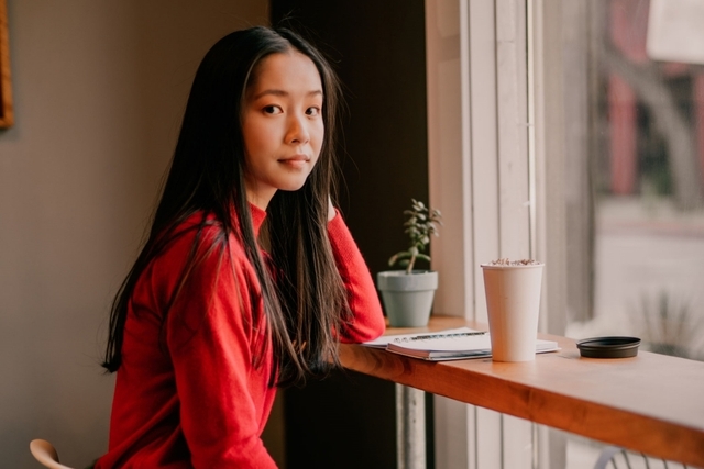 Nữ sinh gốc Việt vừa đỗ ĐH Stanford được vinh danh ‘Nhà thơ thanh niên quốc gia’ Mỹ - Ảnh 2.